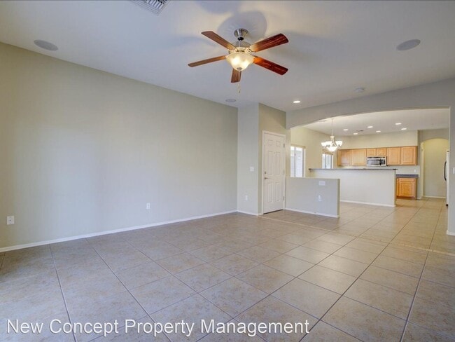 Foto del edificio - 3 br, 2 bath House - 7573 E. Majestic Palm...