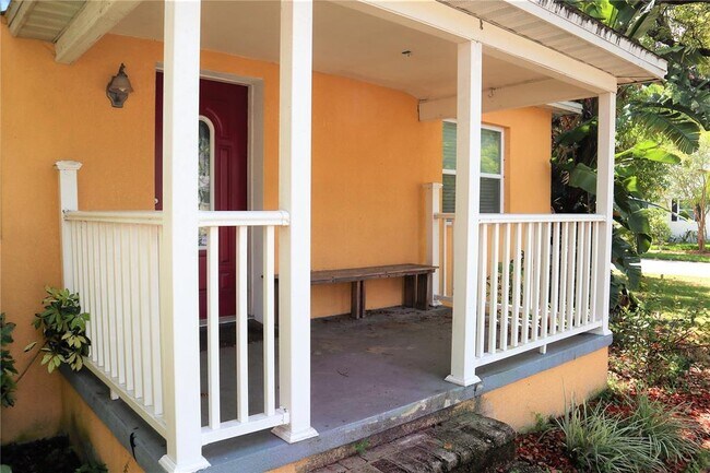 Foto del edificio - 1219 E Frierson Ave