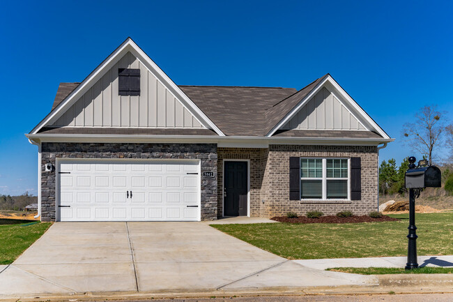 Building Photo - 5842 Horizons Pkwy