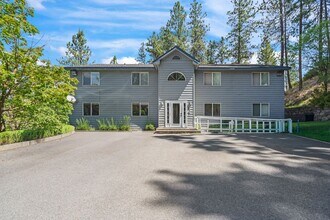 Building Photo - 1329 W Qualchan Dr