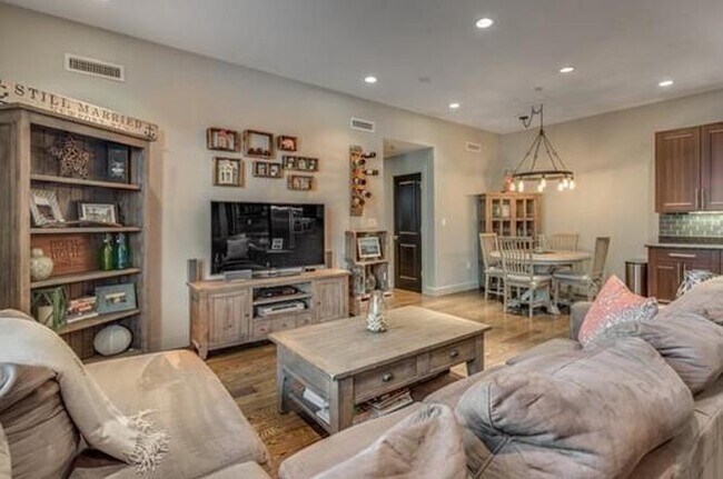 Foto del edificio - 45 Vinton St