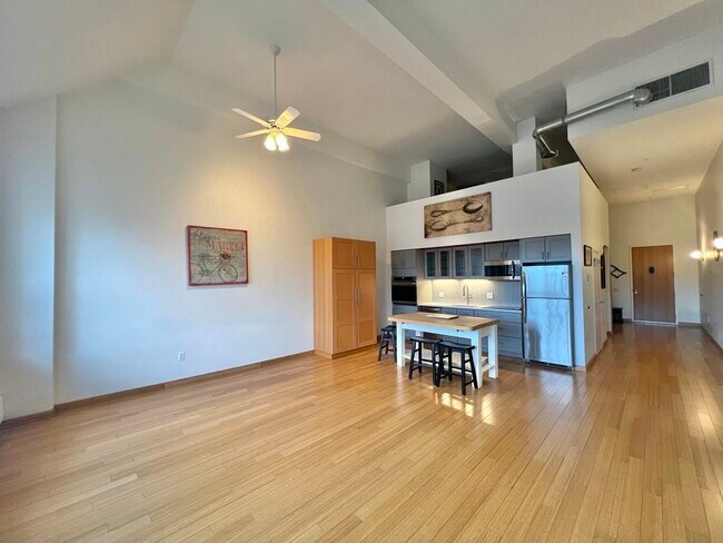 Foto del edificio - 290 Pleasant St