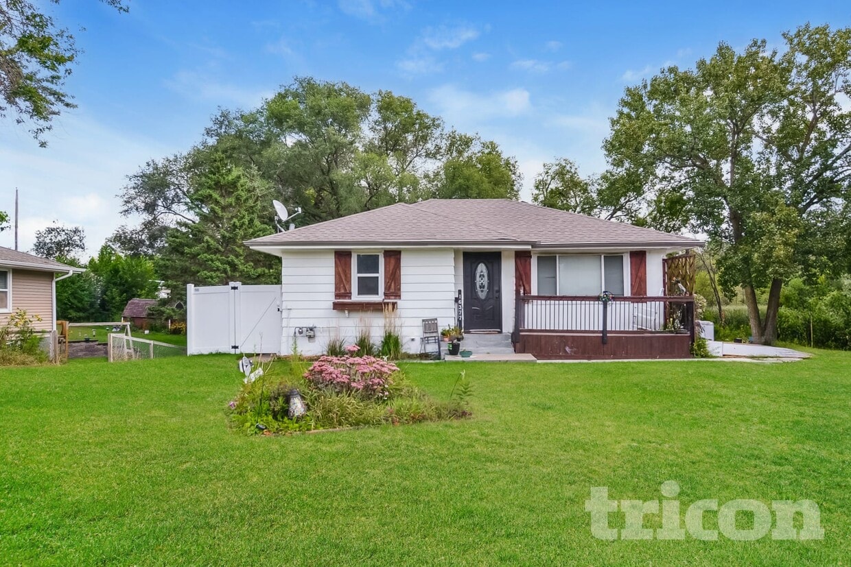 Foto principal - 16377 Duluth Ave SE