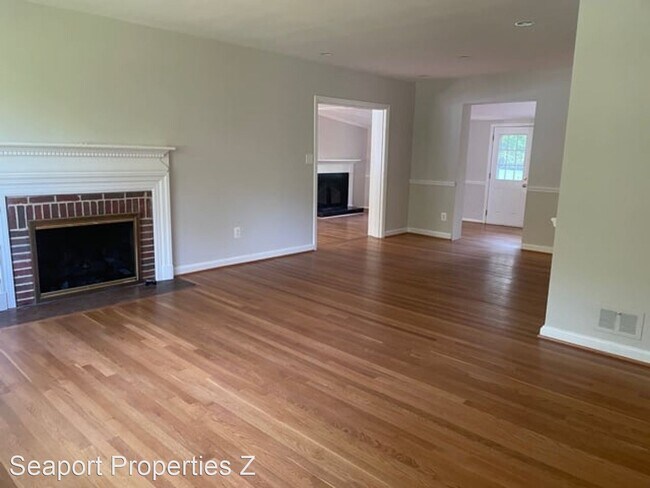Building Photo - 3 br, 2 bath House - 1221 Morningside Lane
