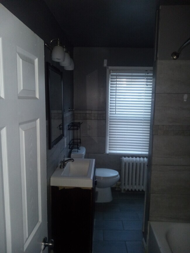 Foto del edificio - 5028 Jefferson Ave