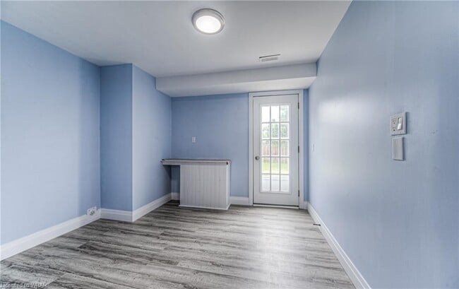 Building Photo - 44 Cherrytree Crt