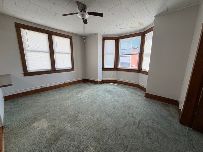 Building Photo - 112 W Jackson