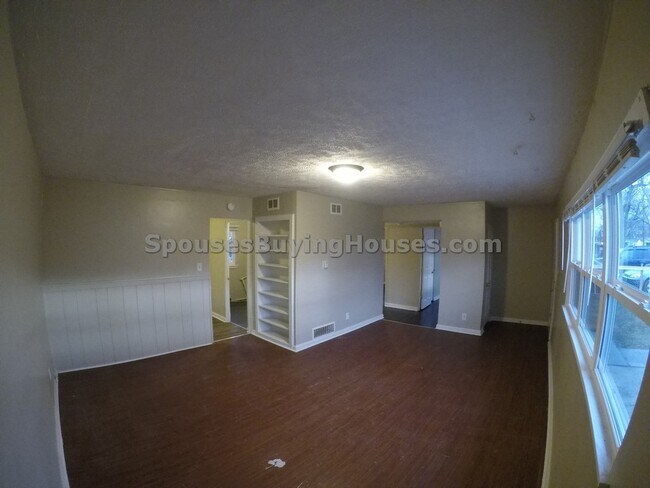 Building Photo - 2331 N Webster Ave