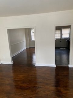 Foto del edificio - 2417 W Cold Spring Ln