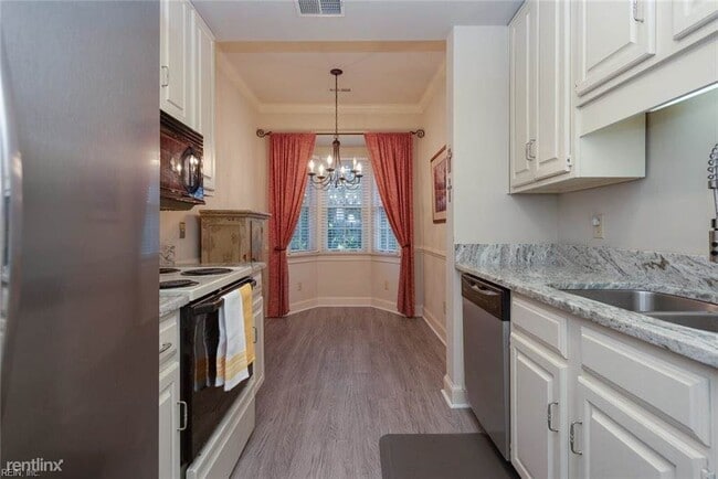 Building Photo - 2 br, 2 bath House - 704 Constance Woods Dr
