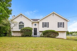Building Photo - 28 Sweetwater Dr
