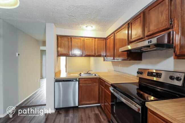 Foto del edificio - 7219 Branchwood Place