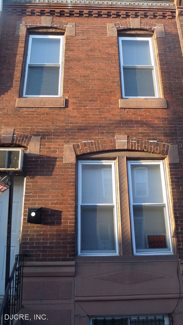Building Photo - 3 br, 1 bath House - 1913 Dudley Street