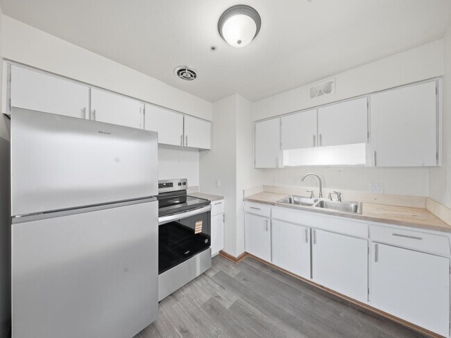Foto del edificio - 8641 W Lapham St