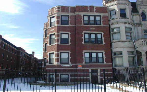 Building Photo - 4520-4526 S Drexel Blvd