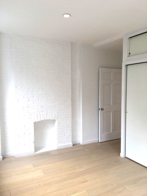 Building Photo - 55 Mott St