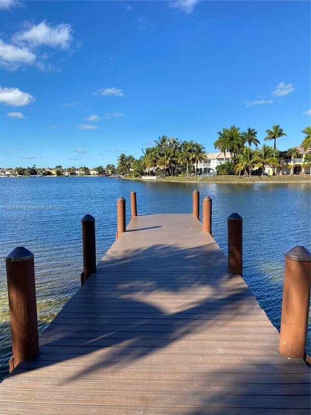 10700 NW 66th St Unit 305, Doral, FL 33178 Room for Rent in Doral, FL