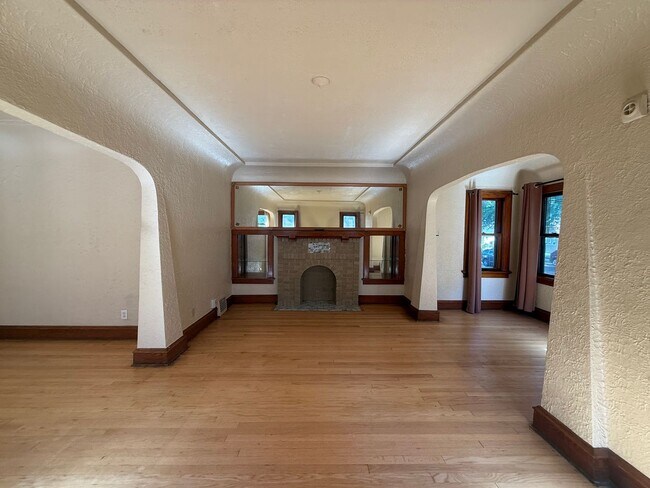 Foto del edificio - 3145-3147 N 50th St.,