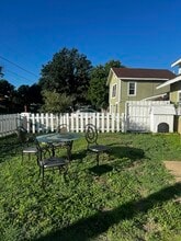 Building Photo - 1907 Belmont Ave