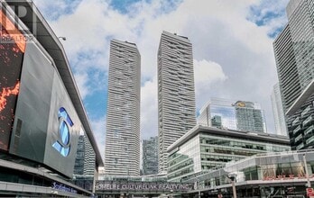 Building Photo - 100 Harbour St