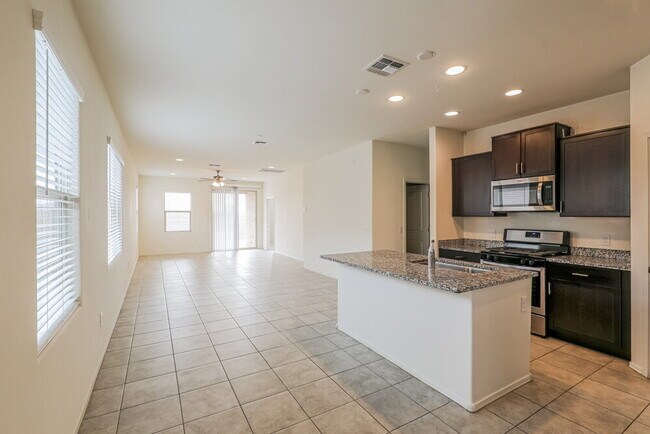 Foto del edificio - 11208 S Weismann Dr