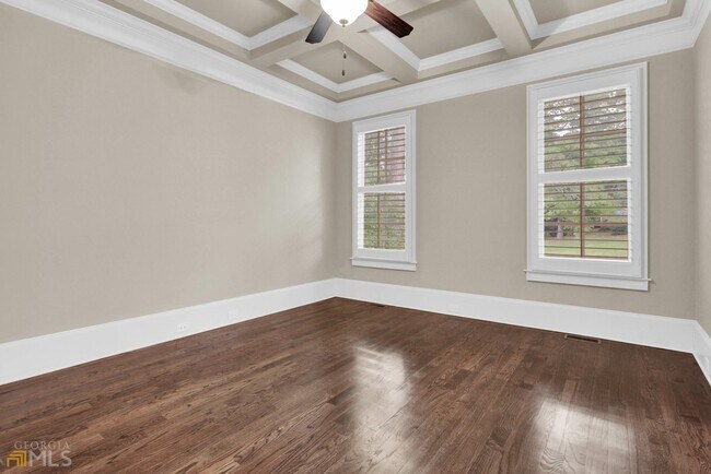 Building Photo - 6552 Long Acres Dr