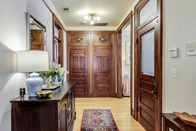 Foto del edificio - 2052 N Orleans St