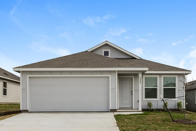 Building Photo - 2209 La Vis Ln