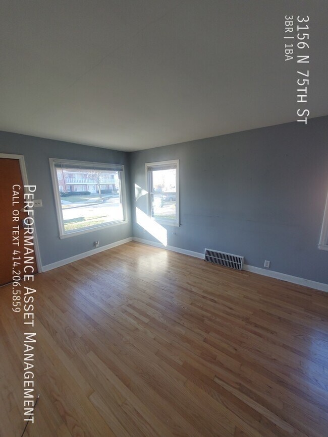 Foto del edificio - Charming 3BED/1BATH Cape Cod on Milwaukee/...