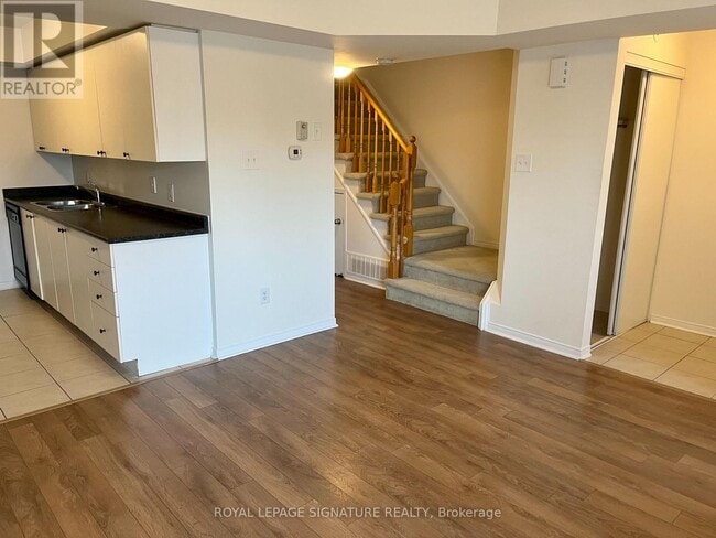 Building Photo - 150 Chancery Rd