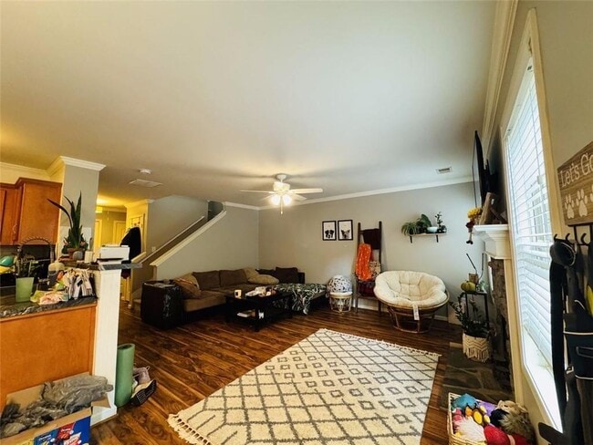 Foto del edificio - 106 Cypress Ct