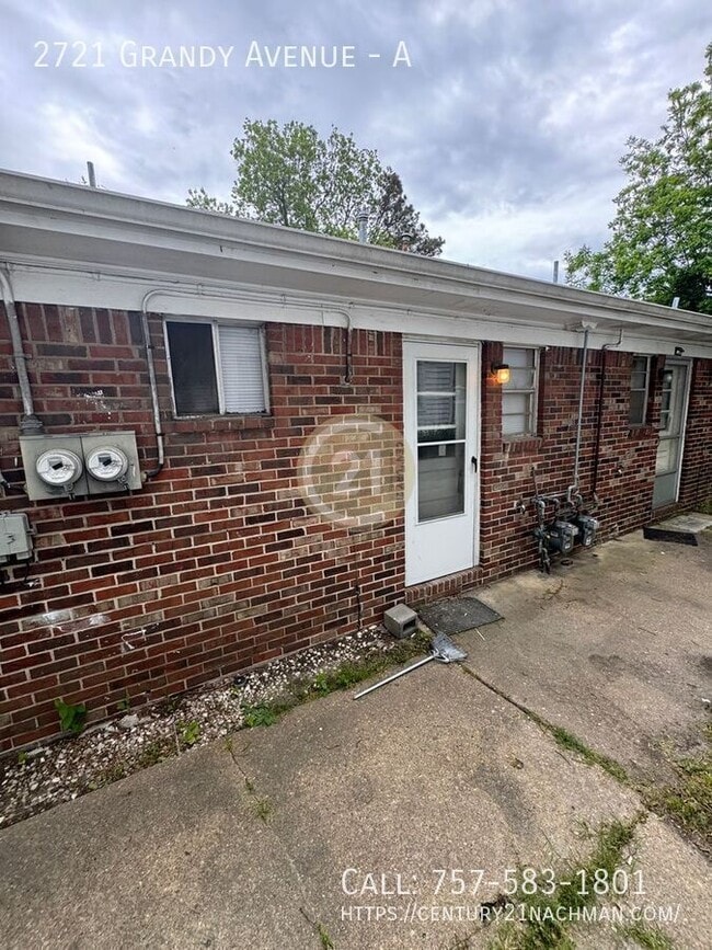 Photo - 2721 Grandy Ave Apartment