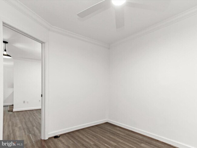 Foto del edificio - 2325 42nd St NW