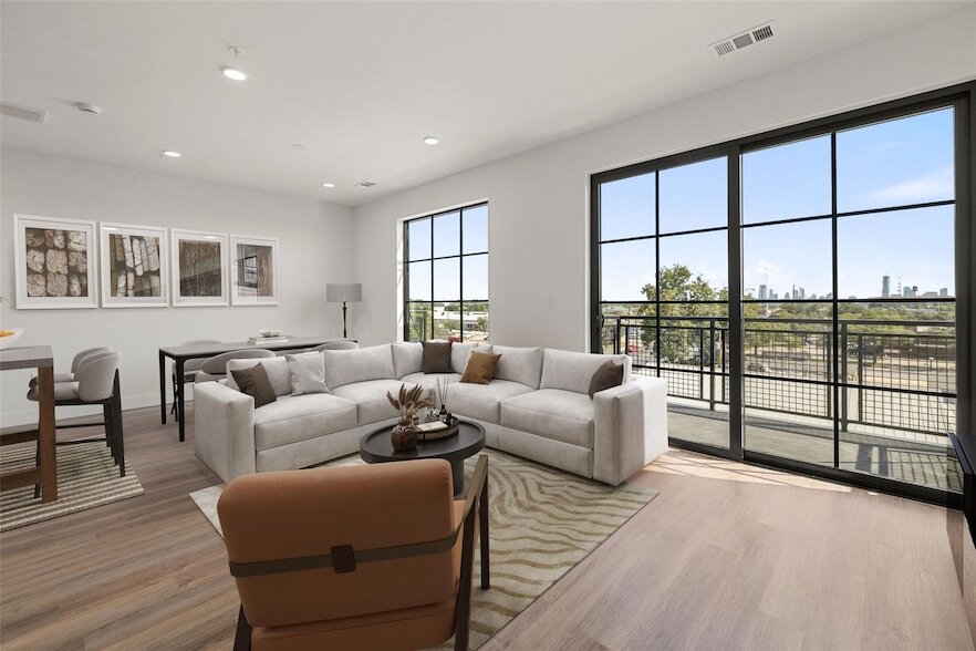 Foto principal - 4315 S Congress Ave