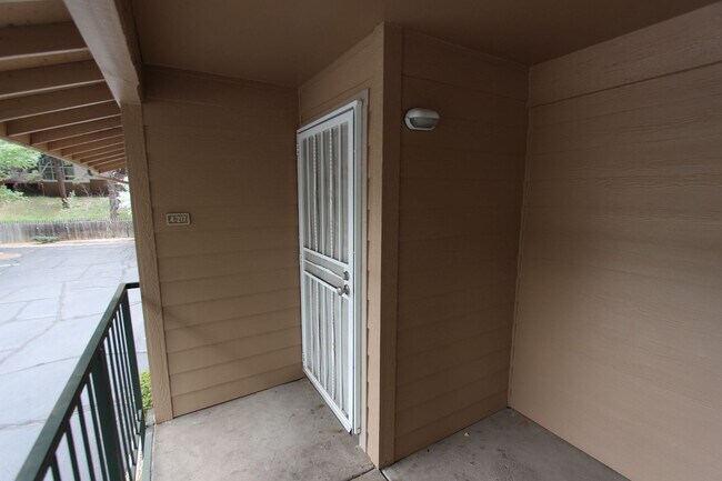 Building Photo - 3200 S Litzler Dr