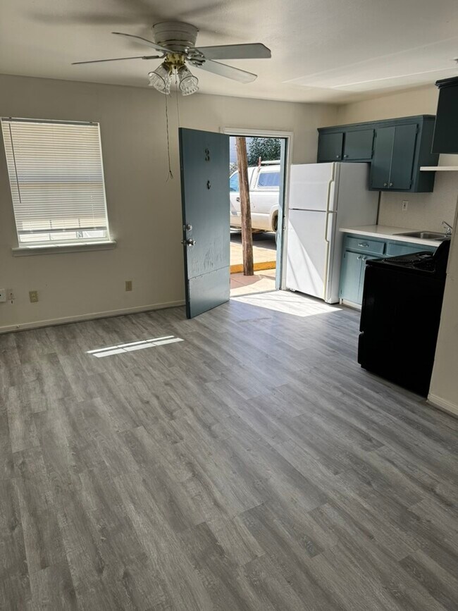 Foto del edificio - 6306 Tulsa Rd