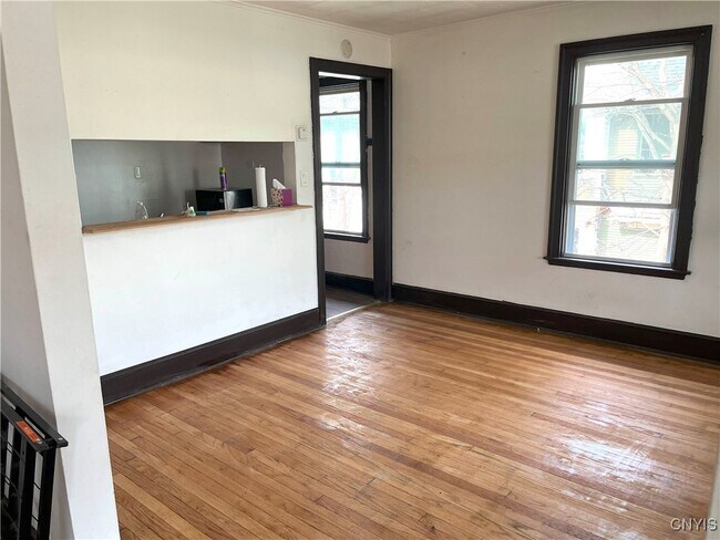Foto del edificio - 601-603 Court St
