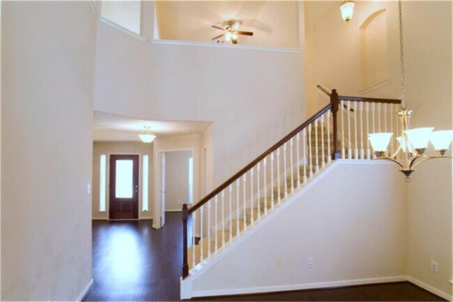 Building Photo - 26107 Twin Stone Ln