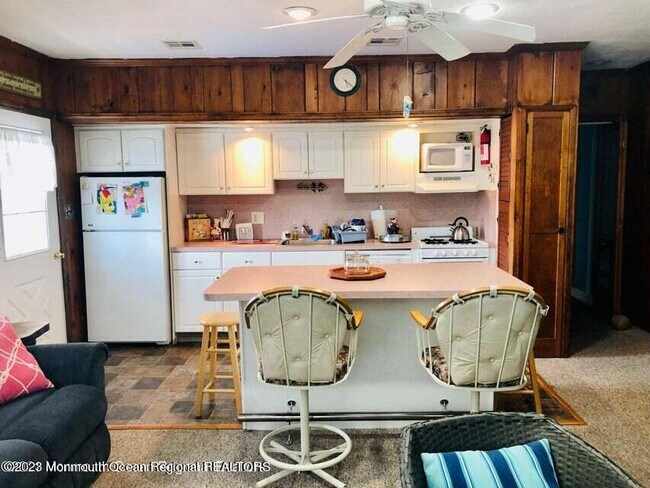 Foto del edificio - 34 Catalina Dr