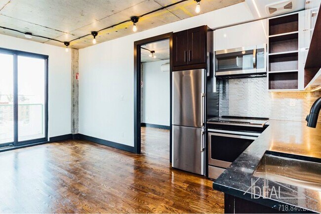 Foto del edificio - 411 Herkimer St