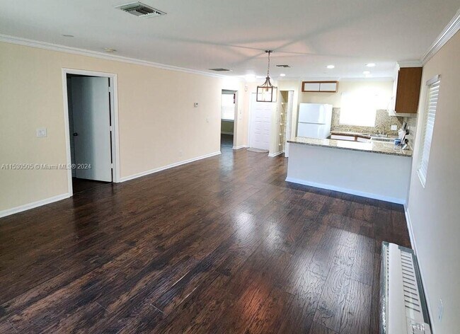 Foto del edificio - 821 SW 12th Ave
