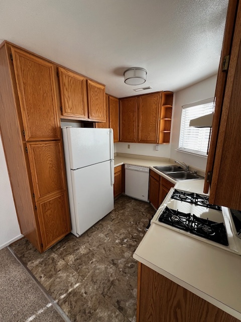 KITCHEN - 2659 Sycamore Glen Dr