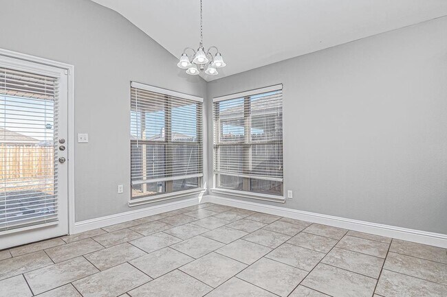 Foto del edificio - 705 E 96th St