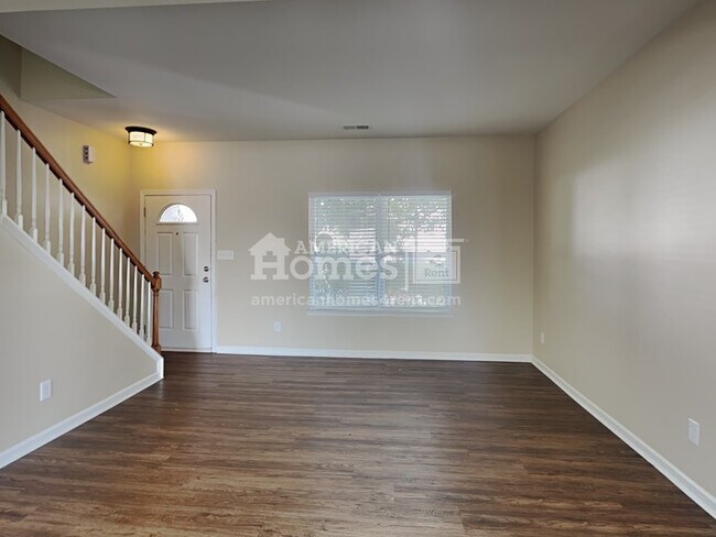 Building Photo - 413 Galesburg Drive