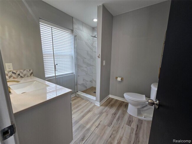 Foto del edificio - 1277 E Lincoln St