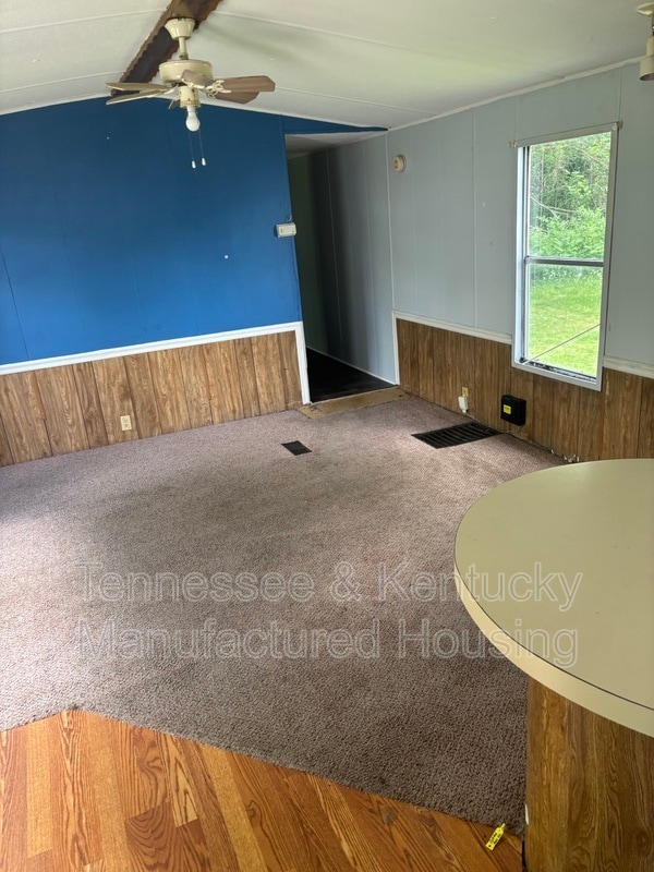 Building Photo - 212 Eller Dr