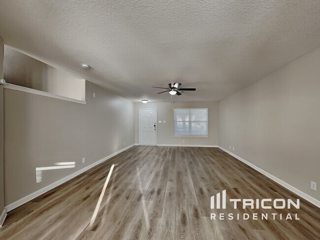 Foto del edificio - 6322 Antares Park