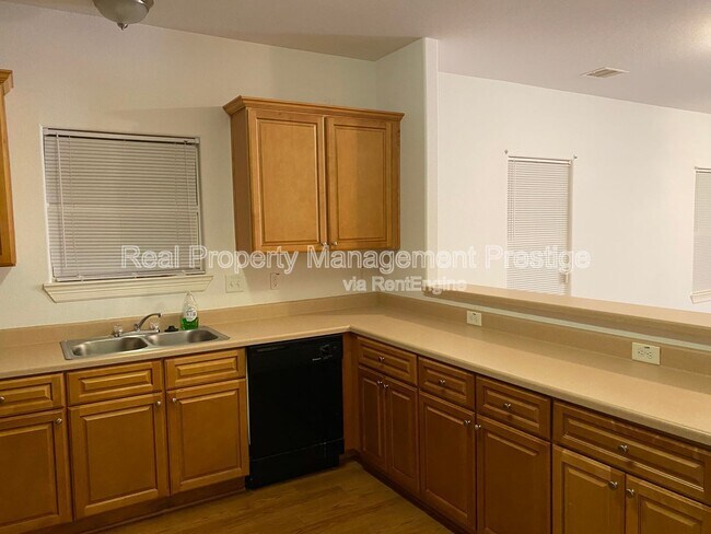 Foto del edificio - 6706 Woodrow St