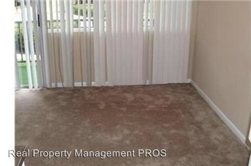 Building Photo - 5831 Quantrell Ave