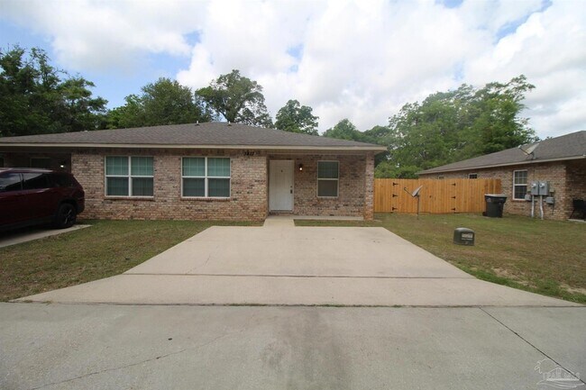 Foto del edificio - 3417 W Fisher St